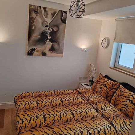 Lgbtq-Double Room London Eksteriør billede